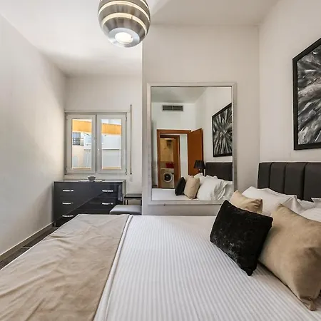 Classic Retreat By Pikhost Appartement *