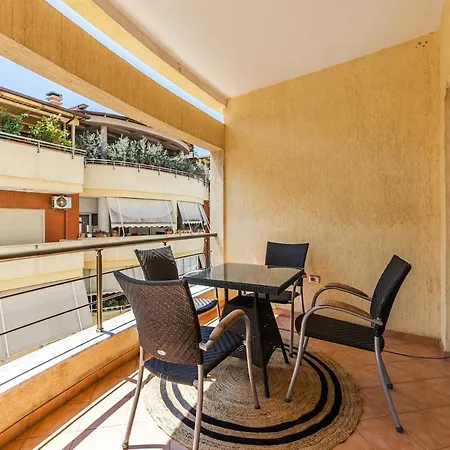 Appartement Classic Retreat By Pikhost Tirana